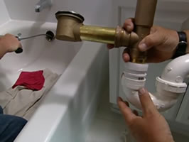 débouchage baignoire salle de bain